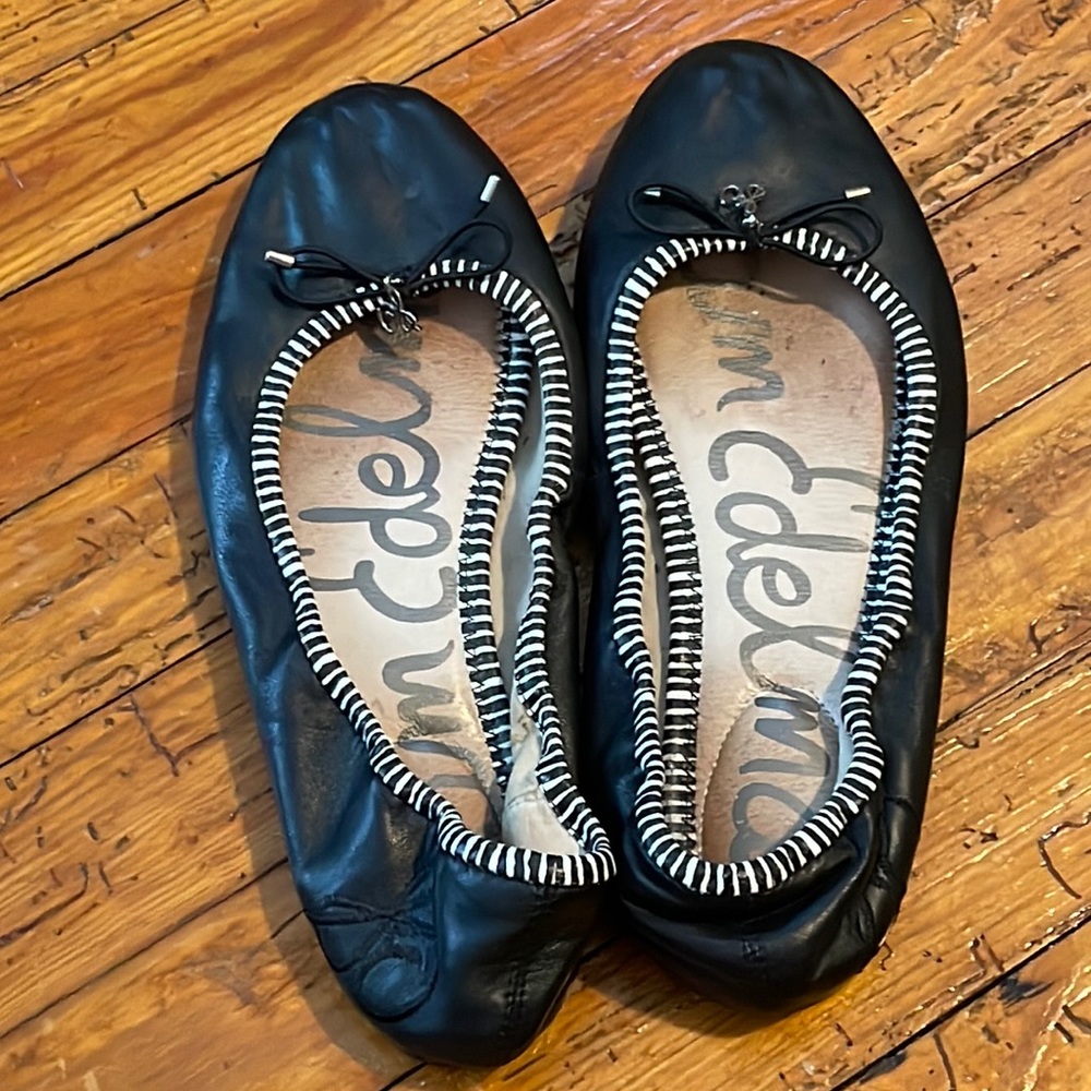 Sam Edelman 8 black leather ballet flats